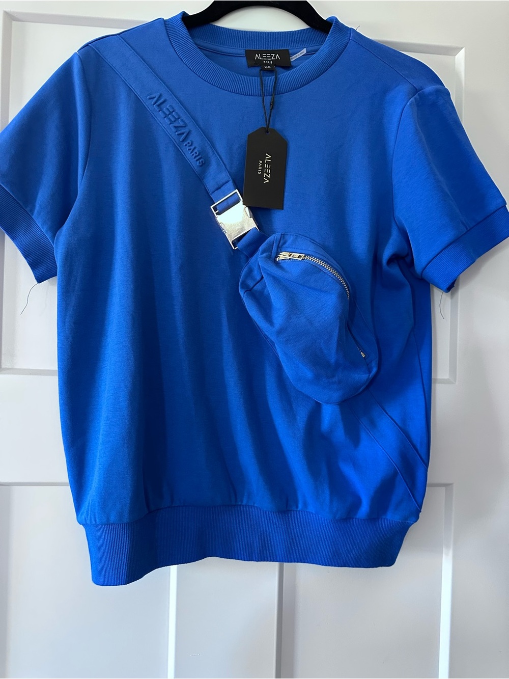 Alezza Paris Women's Short Sleeve Royal Blue Crewneck Tee with Detachable Pouch